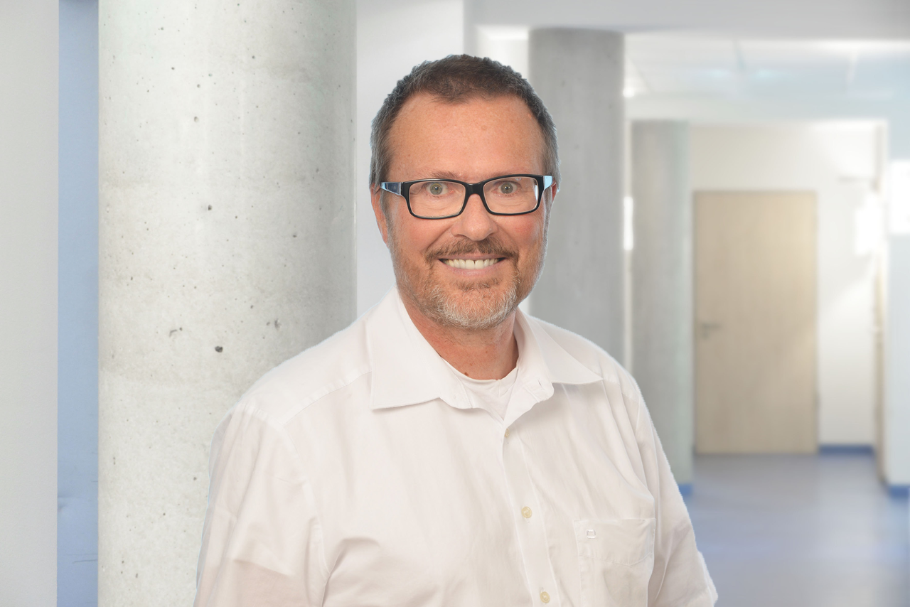 Dr. Eberhard Meyer