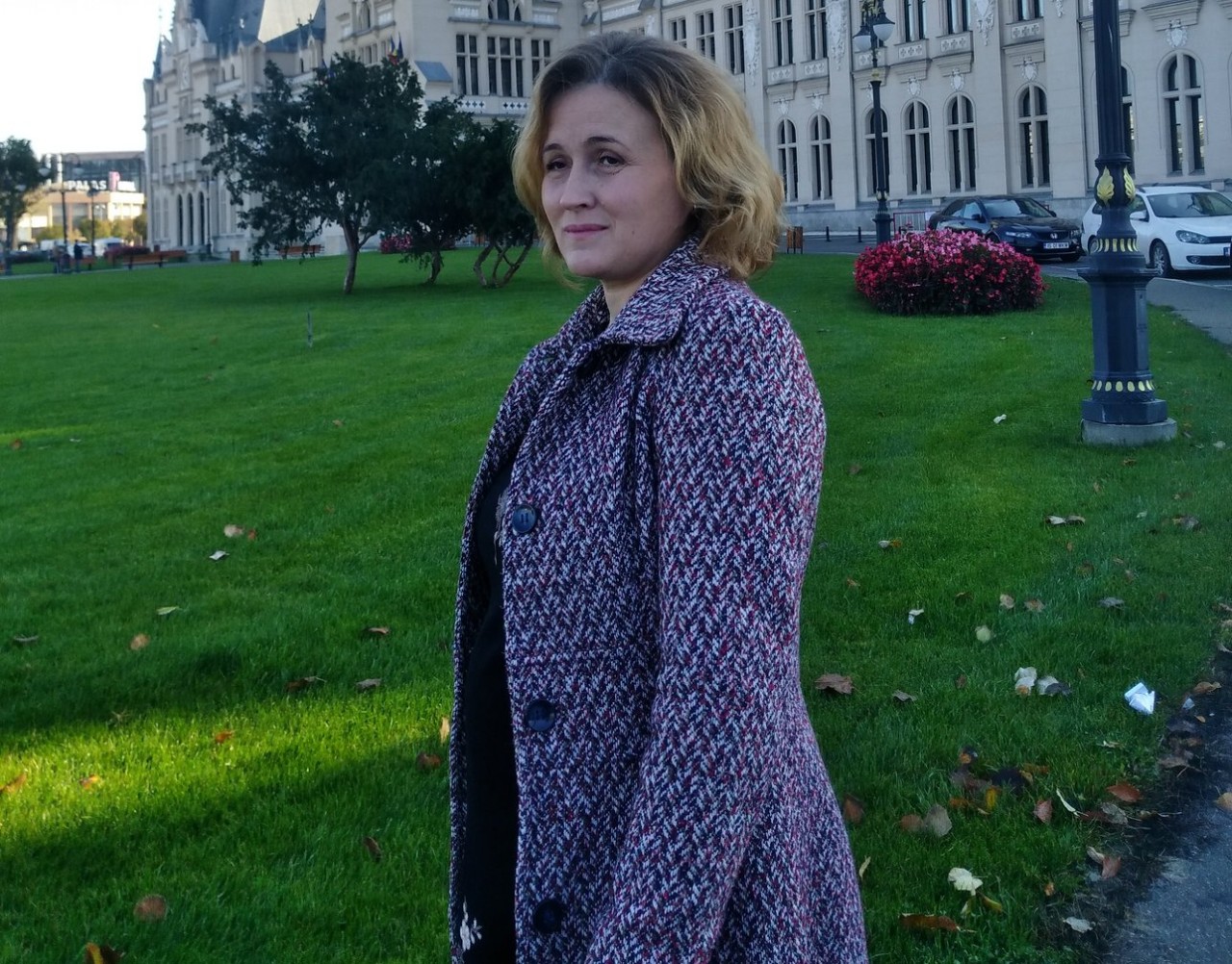 Swimming and underwater gymnastics