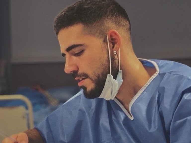 Los primeros años como enfermero fueron duros