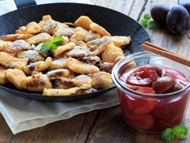 Kaiserschmarrn with stewed plums